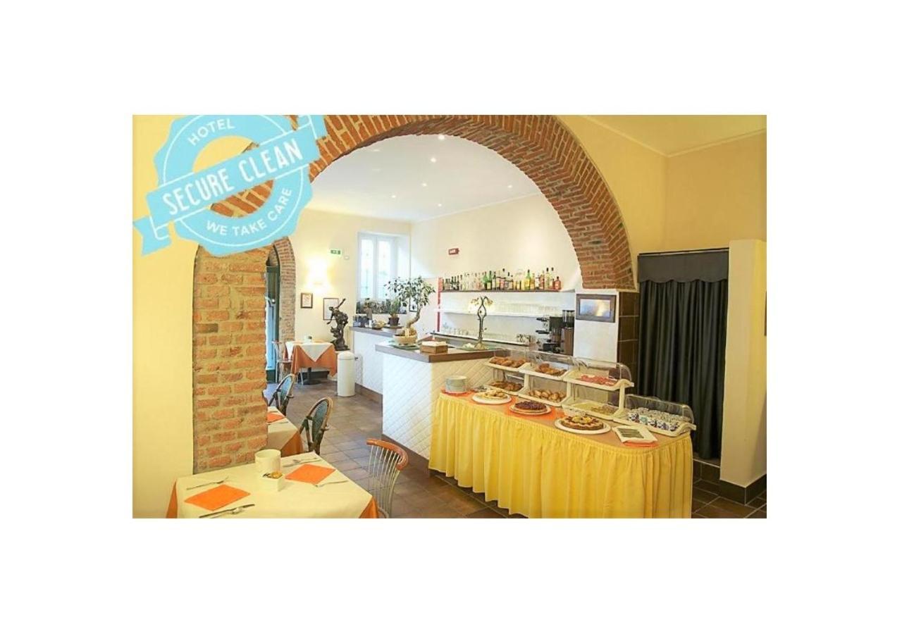 Hotel Al Corso Legnano Kültér fotó
