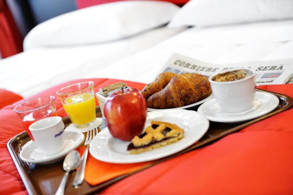 Hotel Al Corso Legnano Kültér fotó